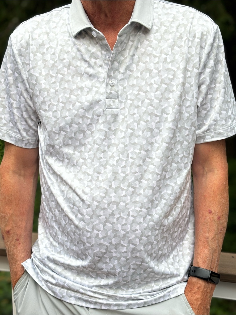 Redvanly Norton Geo Print golf shirt Size M  Excellent condition